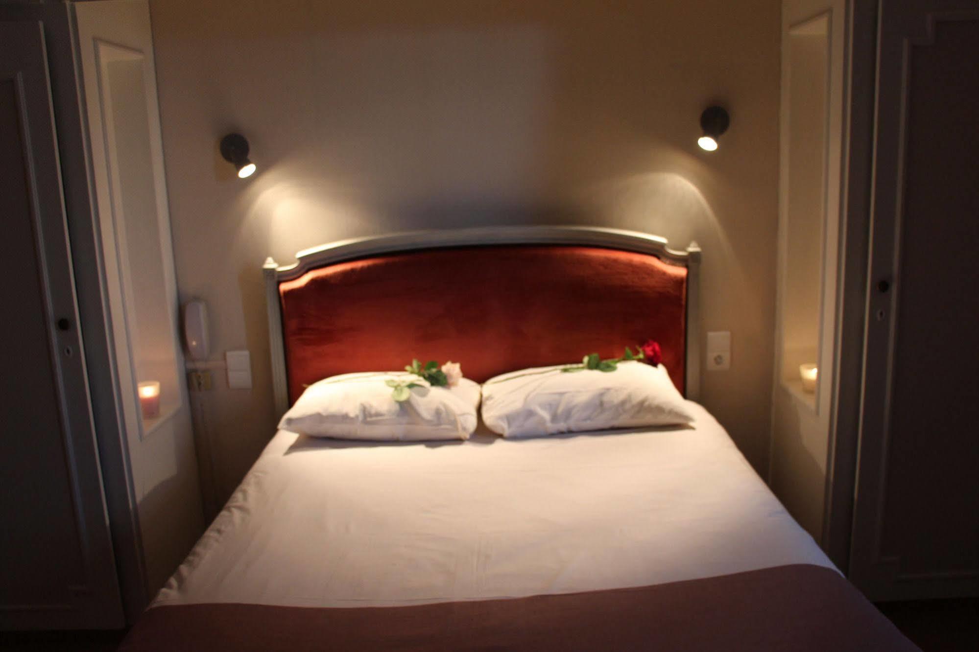 Hotel Mondial Perpignan Bagian luar foto
